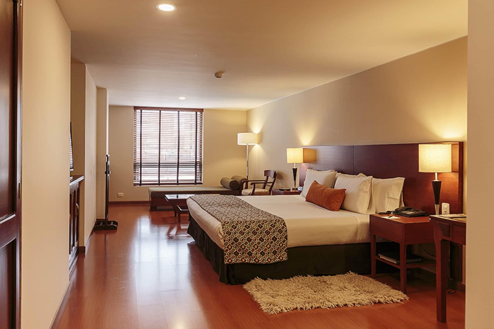 Hotel Estelar Suites Jones Богота Екстер'єр фото