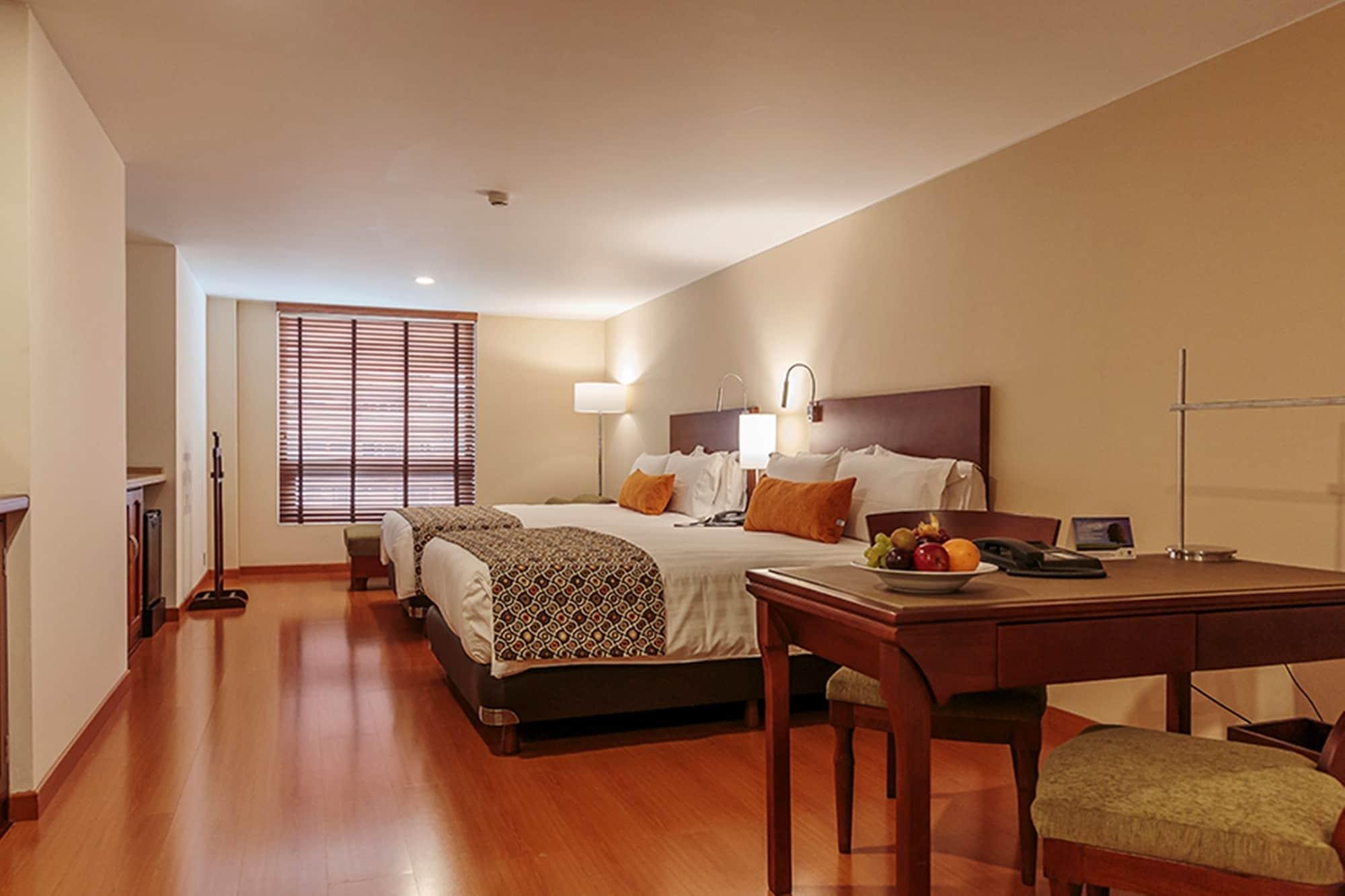 Hotel Estelar Suites Jones Богота Екстер'єр фото